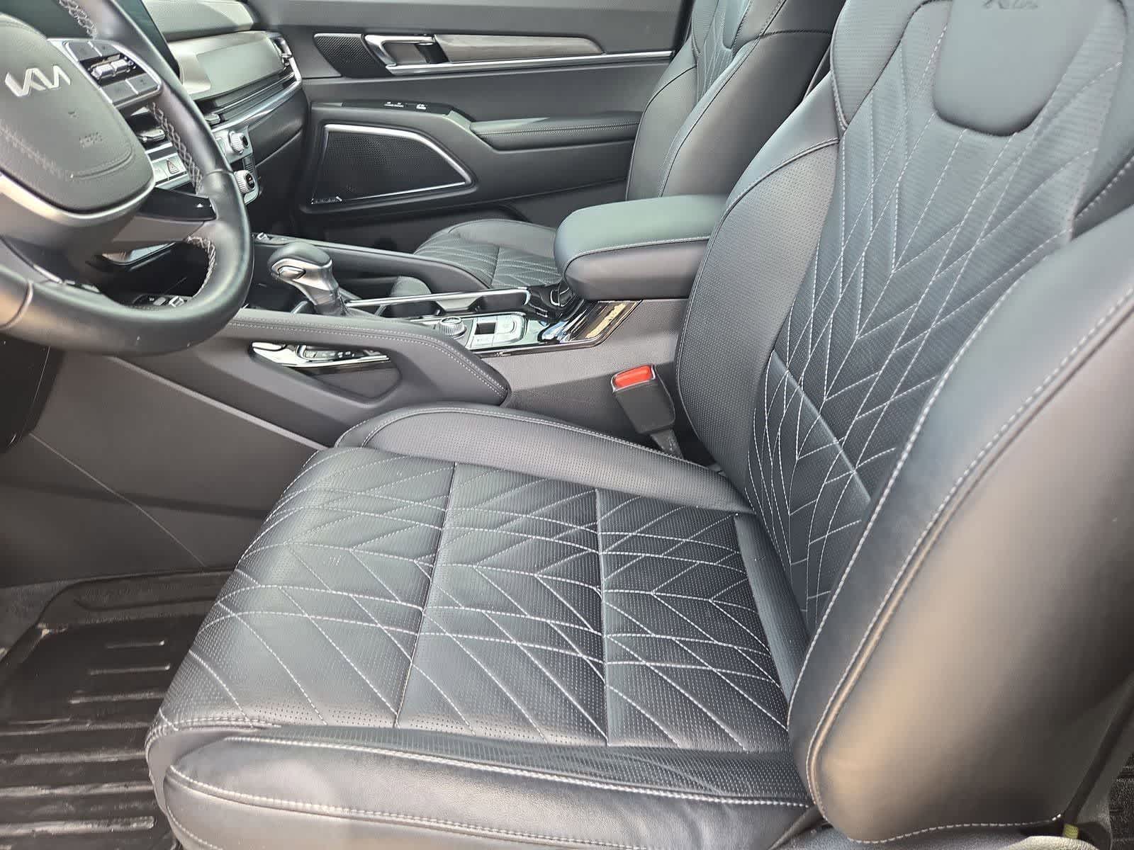 Thumbnail: 2023 Kia Telluride - 14