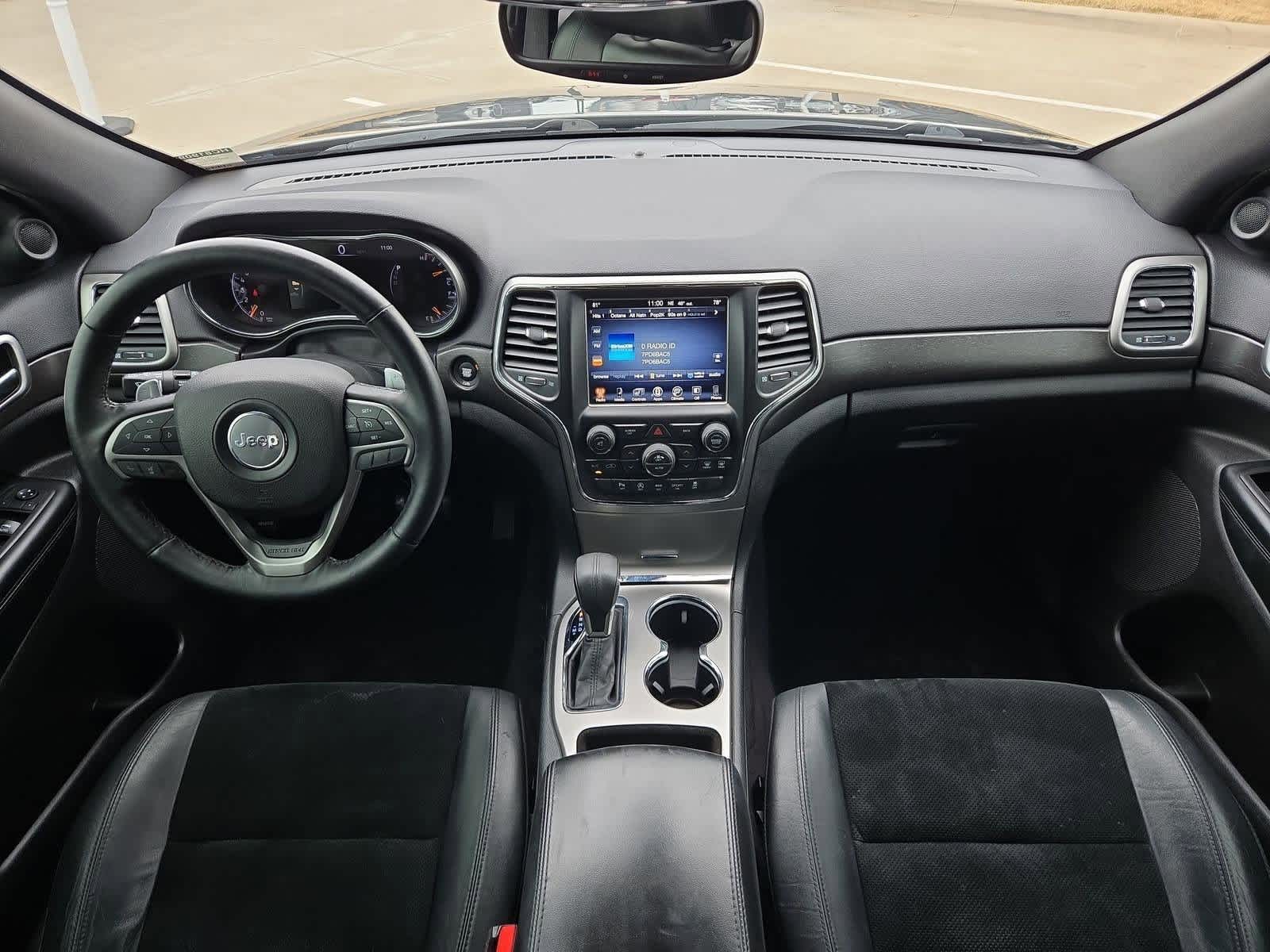 Thumbnail: 2017 Jeep Grand Cherokee - 14