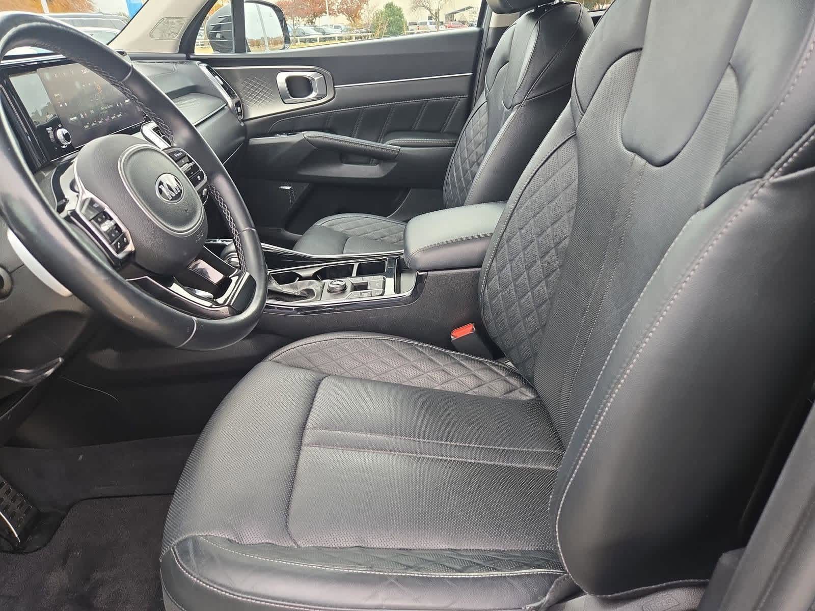 Thumbnail: 2021 Kia Sorento - 15