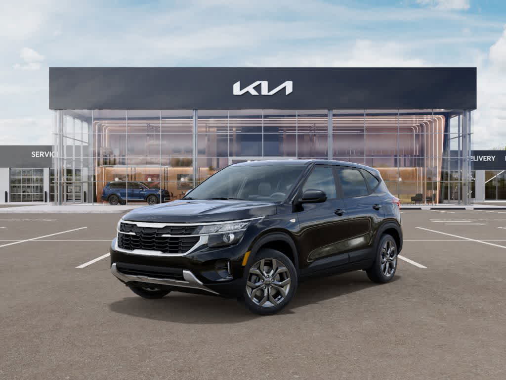 2025 Kia Seltos LX Hero Image