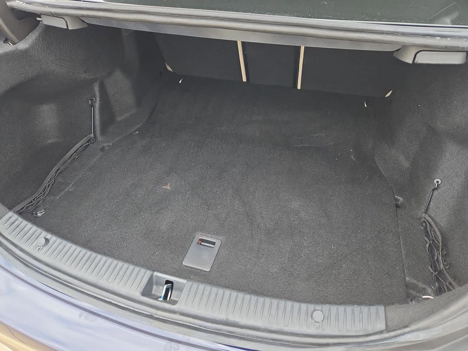 Thumbnail: 2015 Mercedes-Benz C-Class - 34