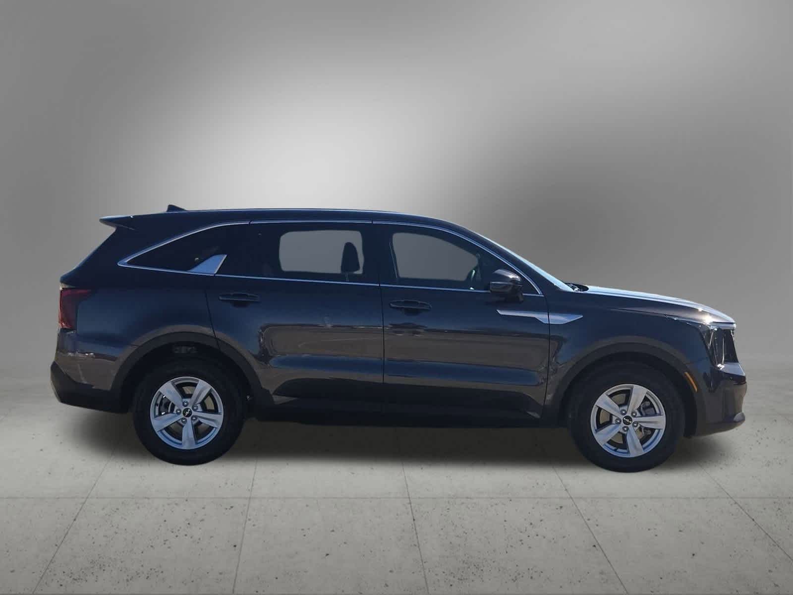 Thumbnail: 2025 Kia Sorento - 7