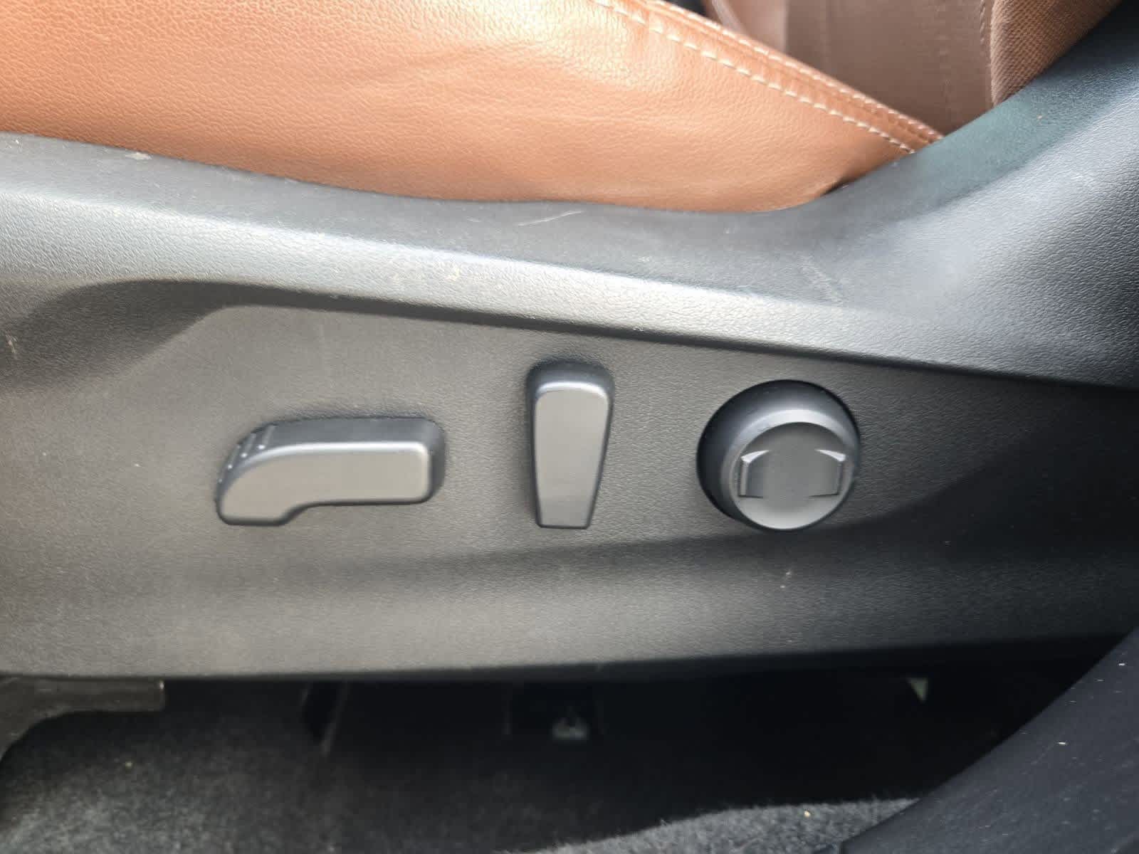 Thumbnail: 2020 Subaru Forester - 17