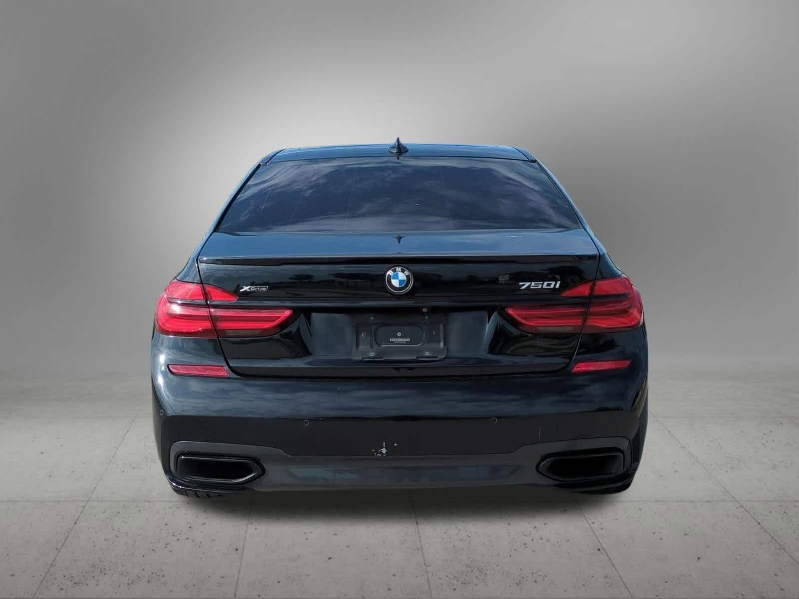 Thumbnail: 2018 BMW 7 Series - 5