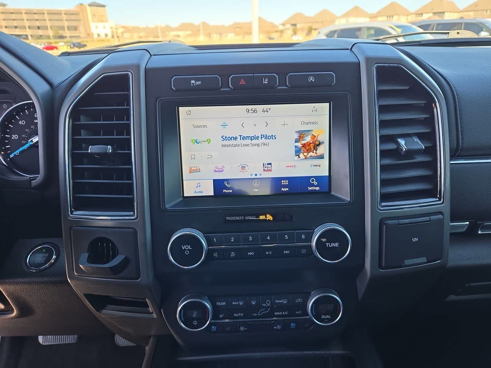 Thumbnail: 2021 Ford Expedition - 31