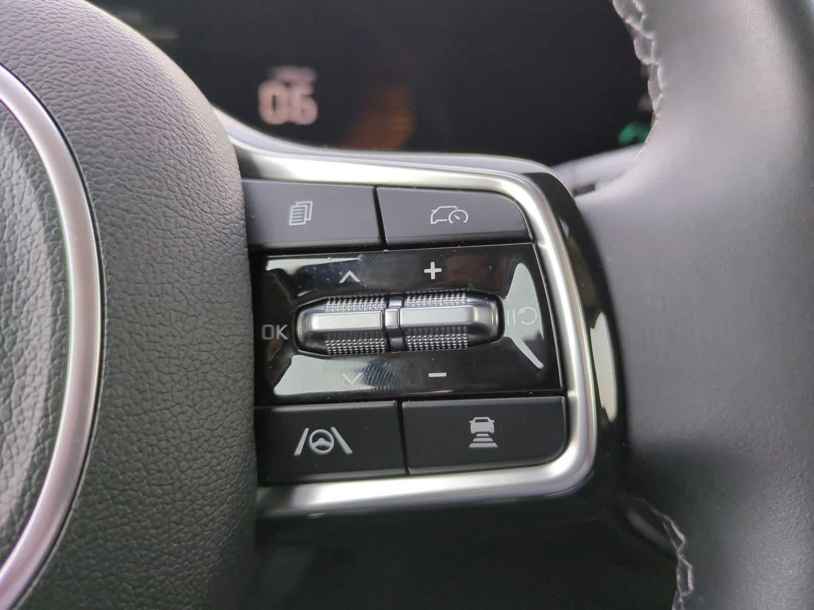 2025 Kia Sorento S 23