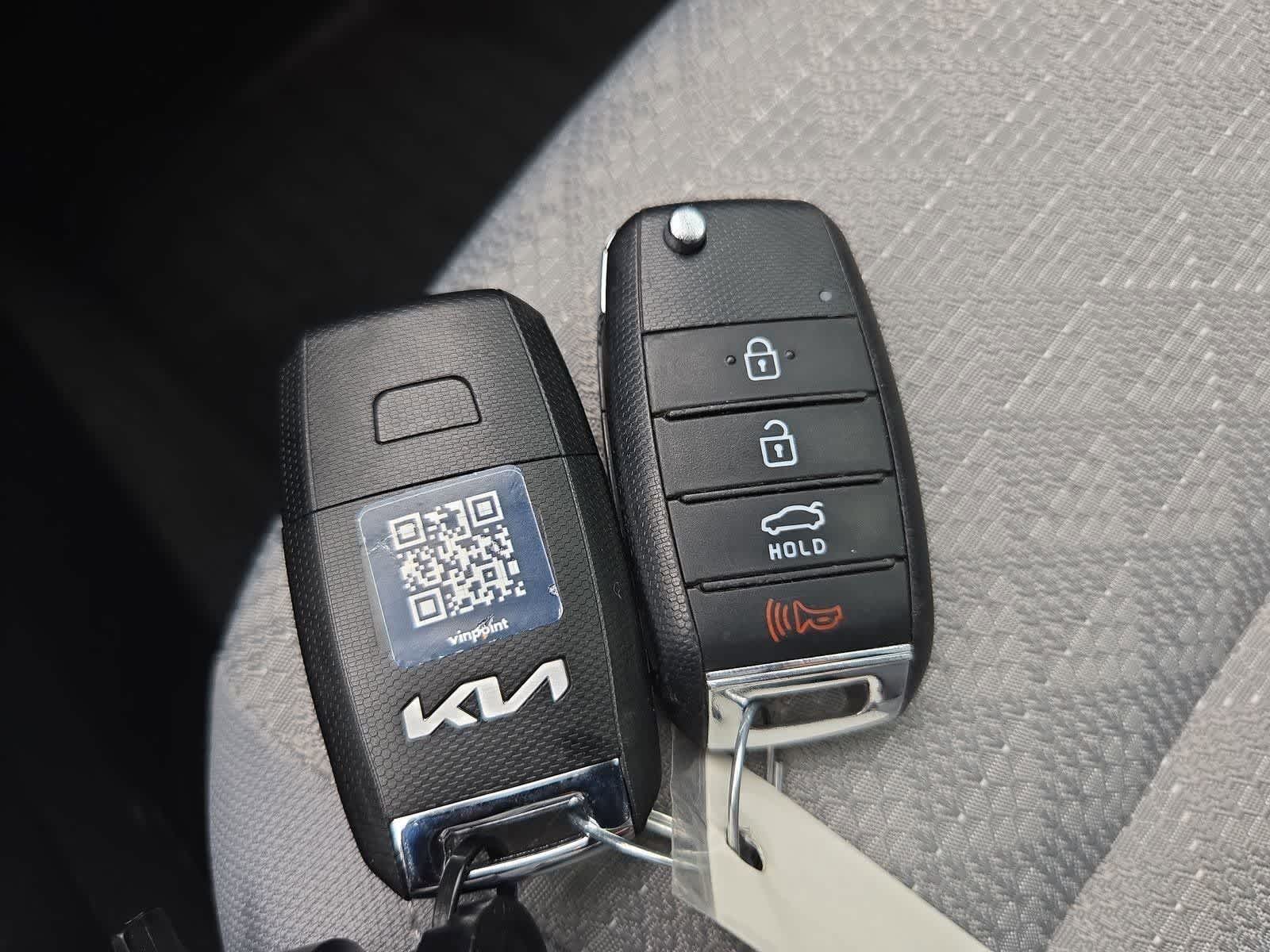 Thumbnail: 2023 Kia Rio - 32