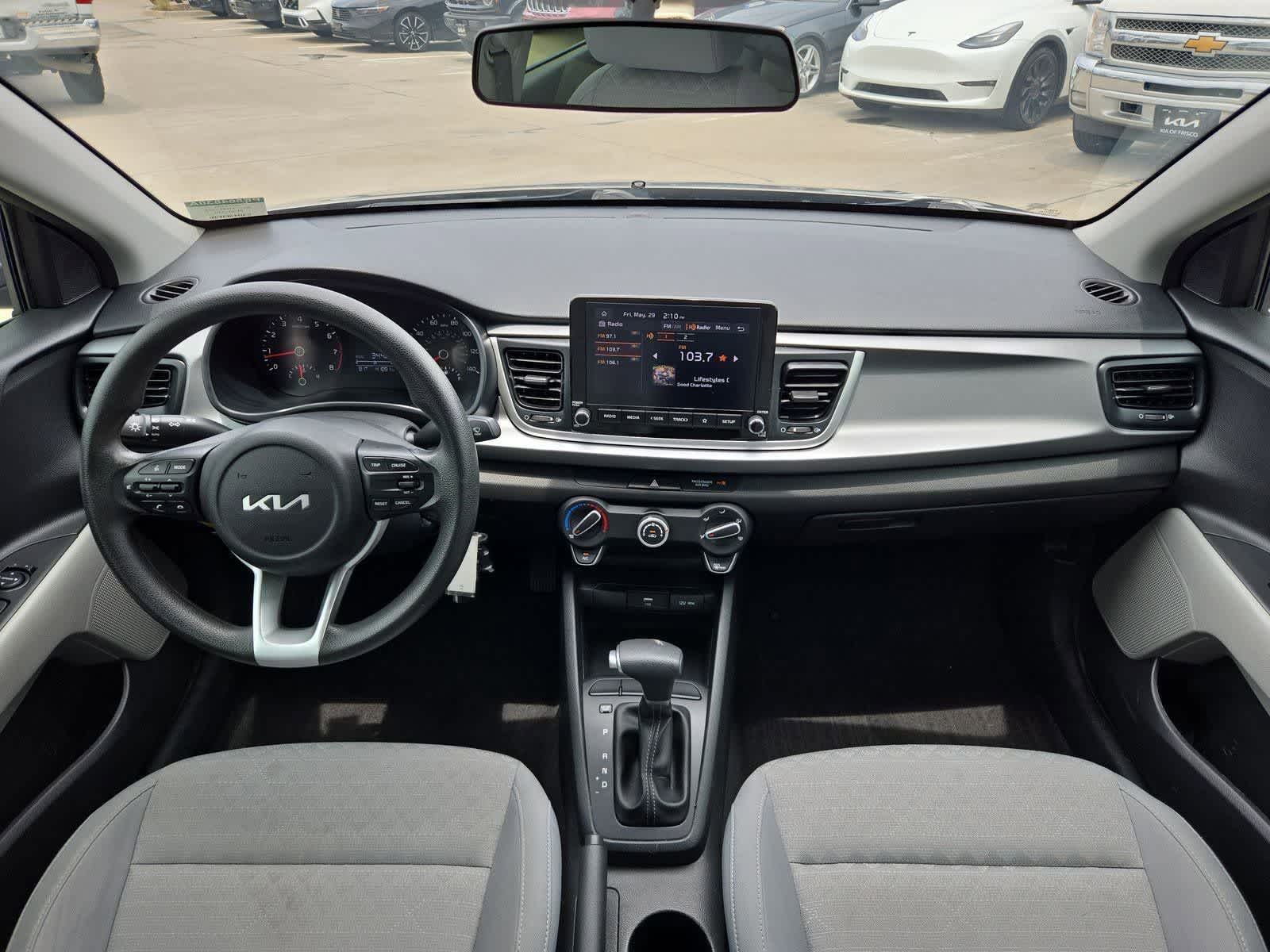 Thumbnail: 2023 Kia Rio - 14