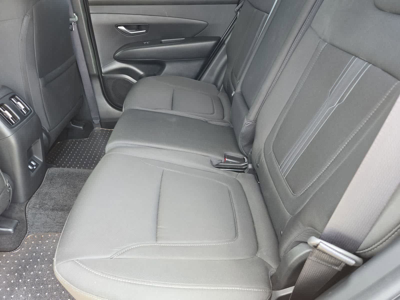 Thumbnail: 2024 Hyundai Tucson - 18