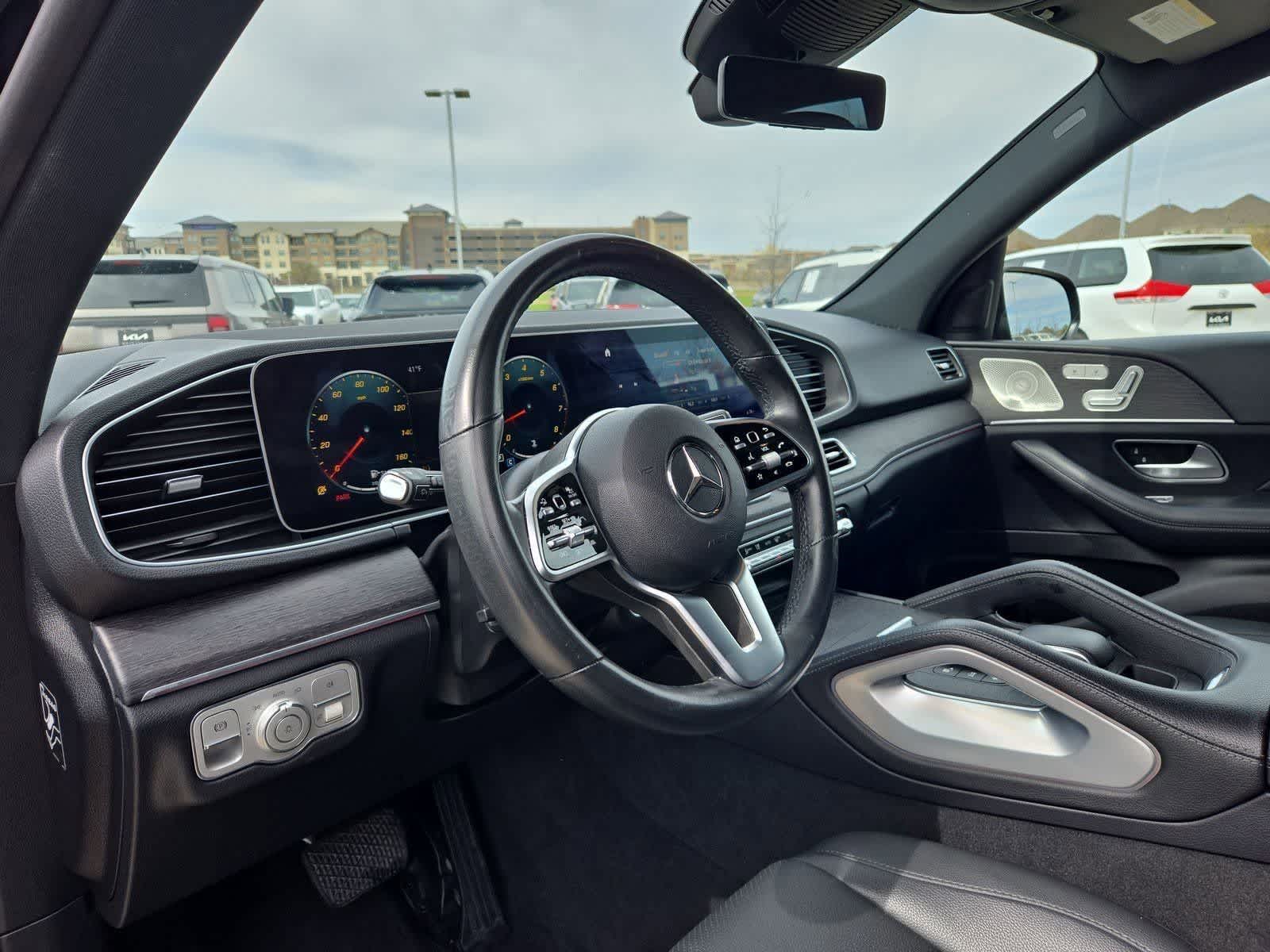 Thumbnail: 2022 Mercedes-Benz GLE - 2