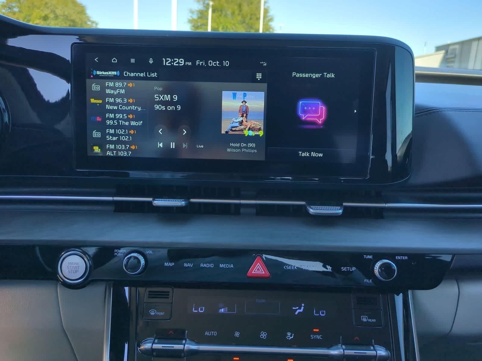 Thumbnail: 2023 Kia Carnival - 26