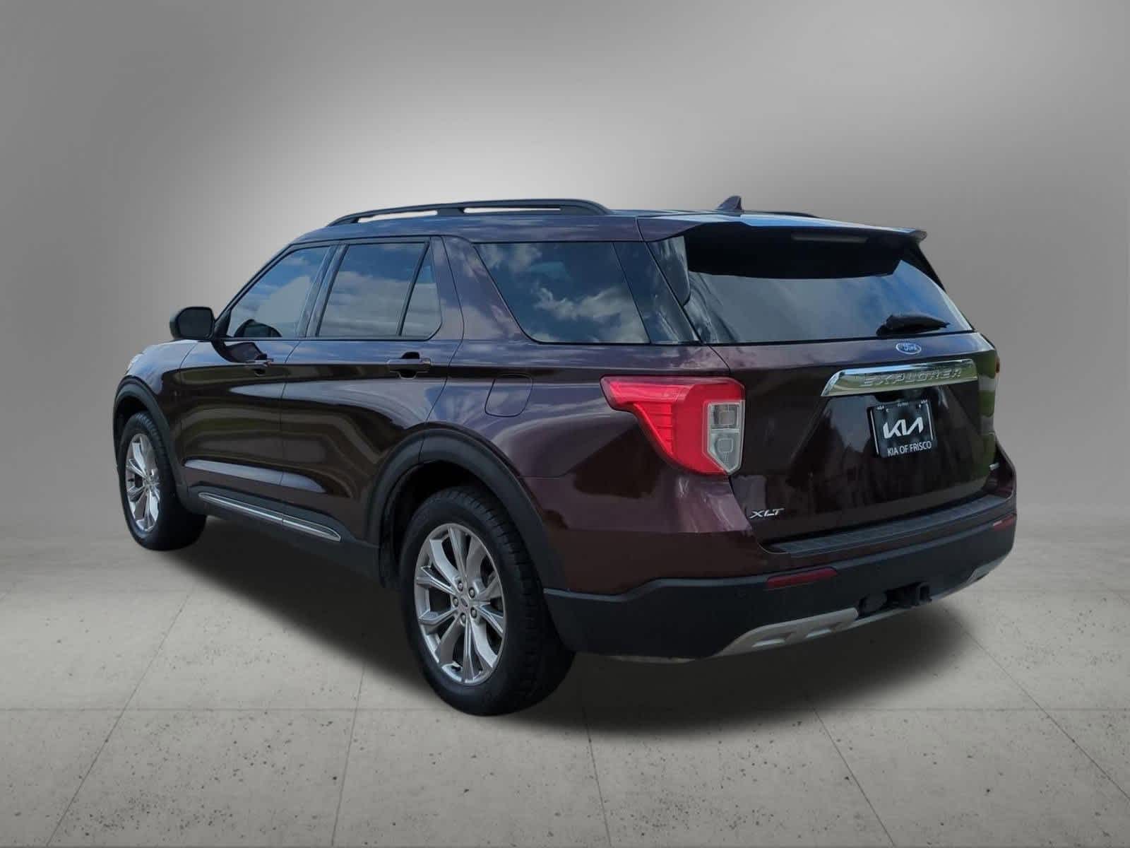 Thumbnail: 2020 Ford Explorer - 4