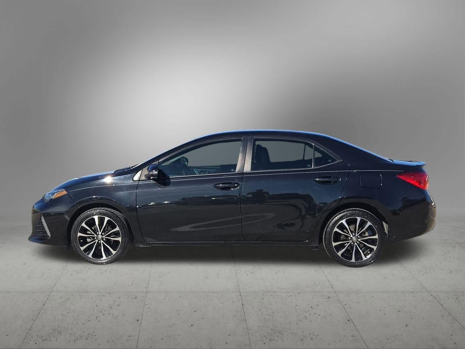 Thumbnail: 2019 Toyota Corolla - 3