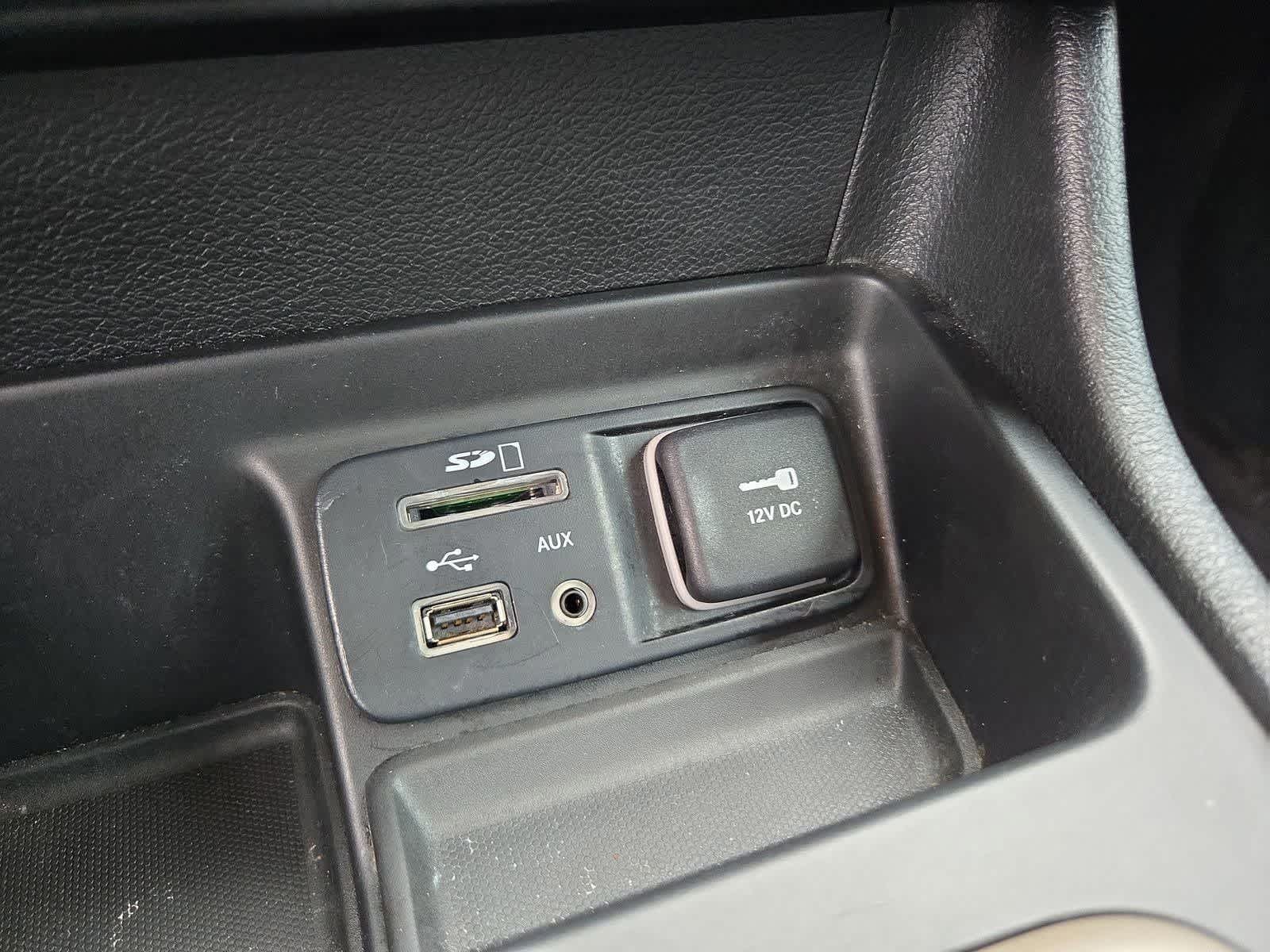 Thumbnail: 2017 Jeep Cherokee - 29