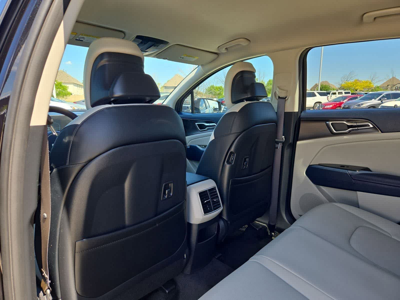 Thumbnail: 2025 Kia Sportage - 16