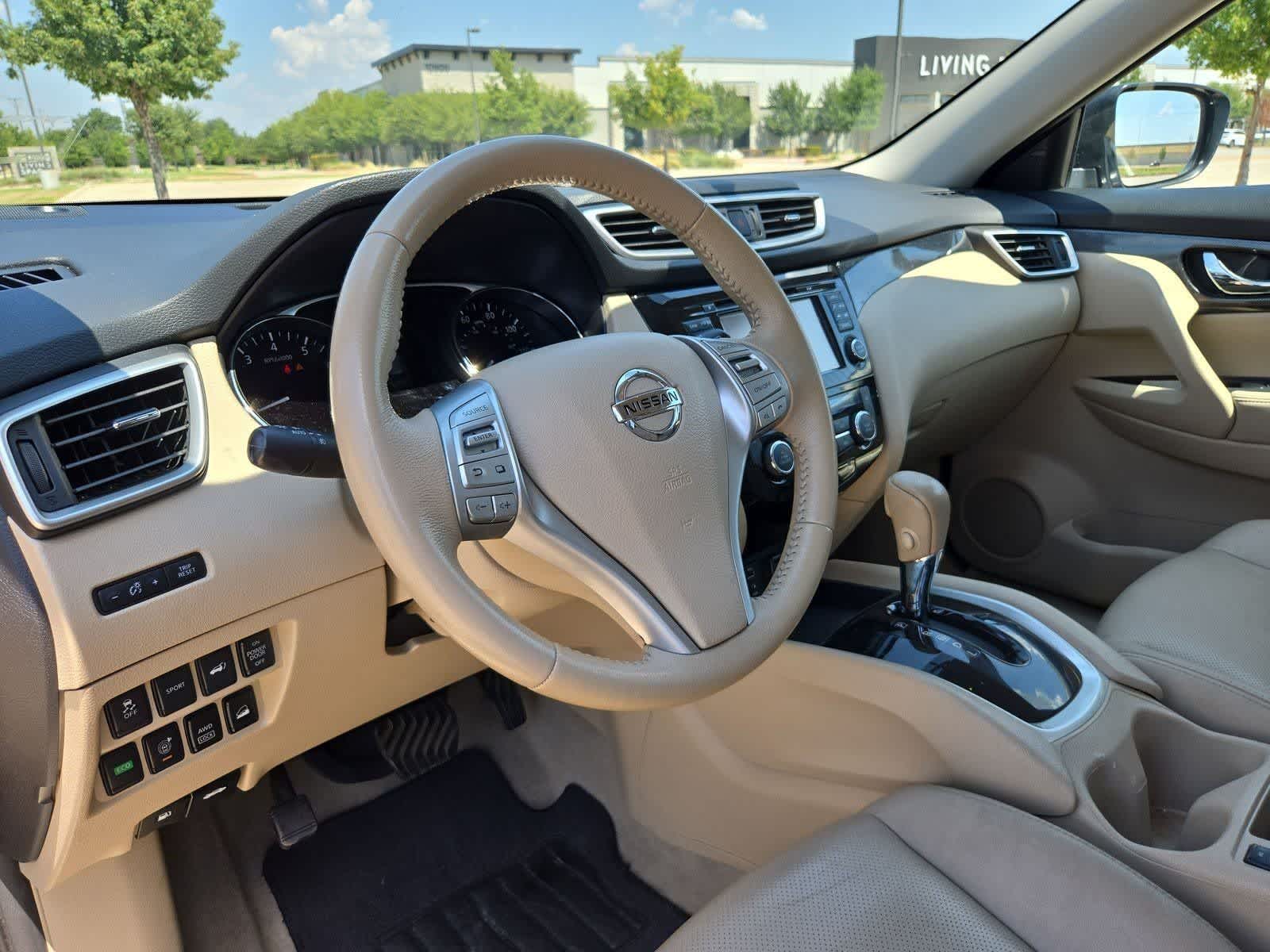 Used 2015 Nissan Rogue SL with VIN 5N1AT2MV5FC824723 for sale in Frisco, TX