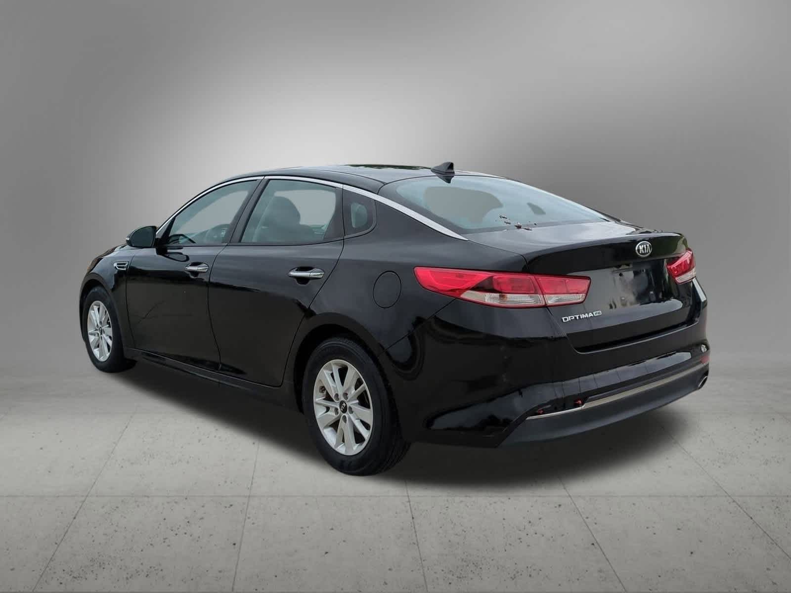 2018 Kia Optima LX 4