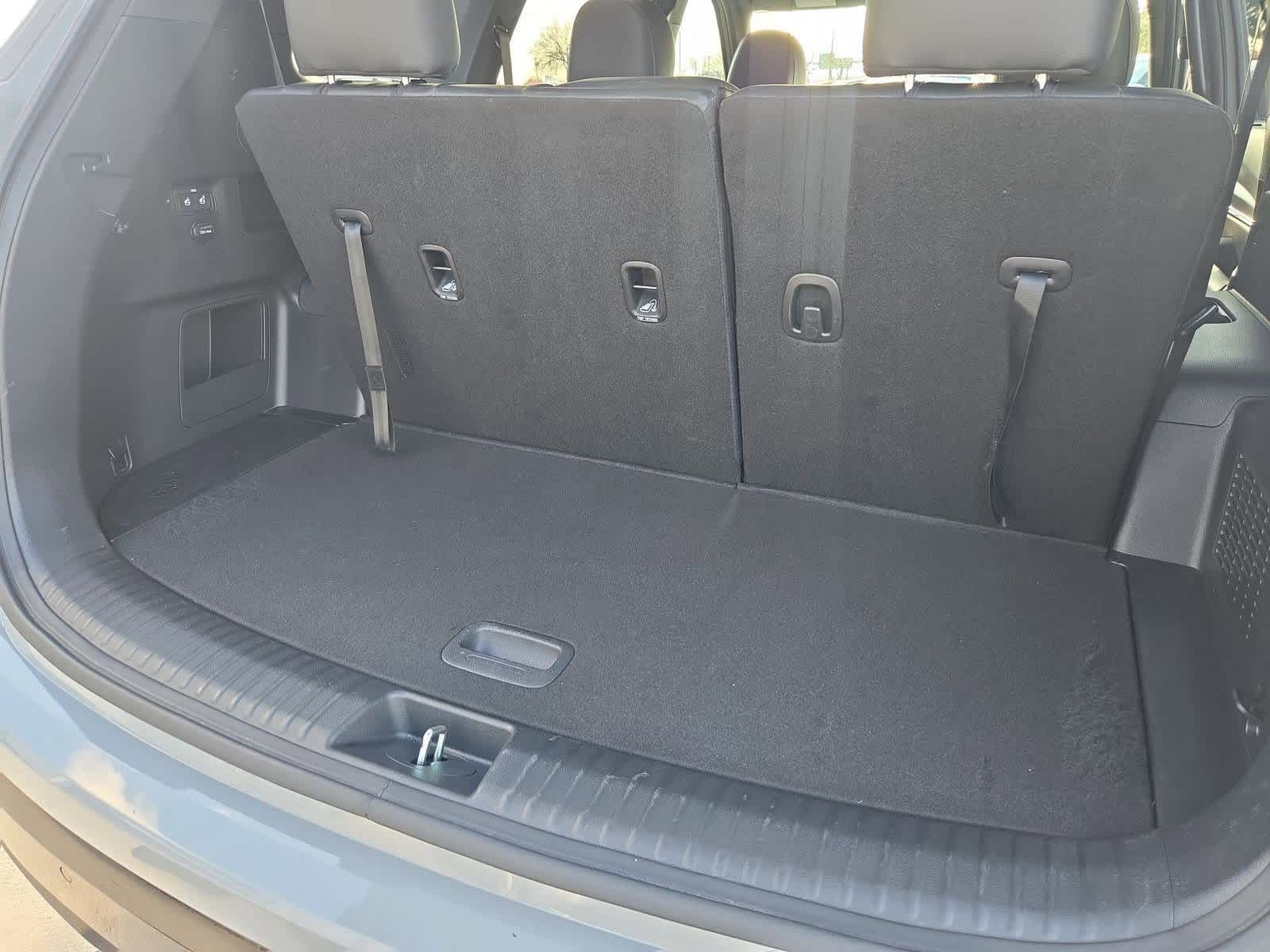 Thumbnail: 2024 Kia Telluride - 34