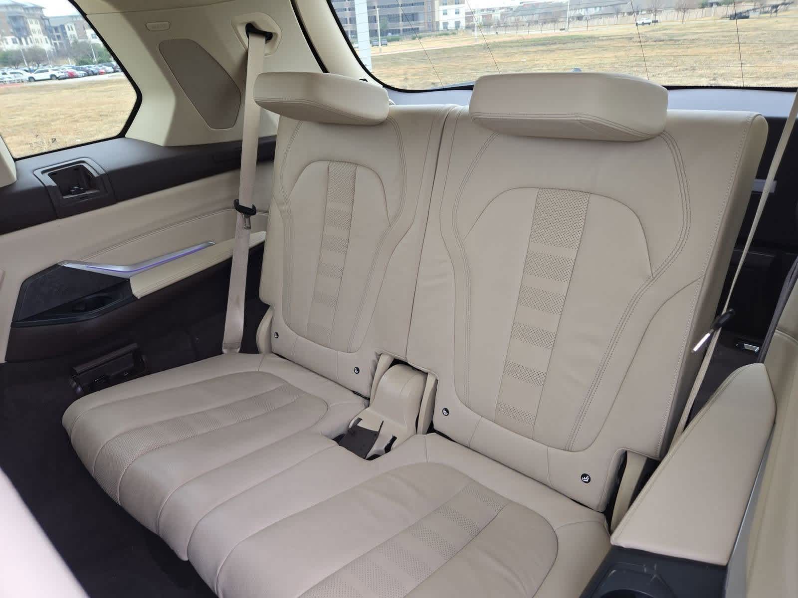 Thumbnail: 2019 BMW X7 - 38