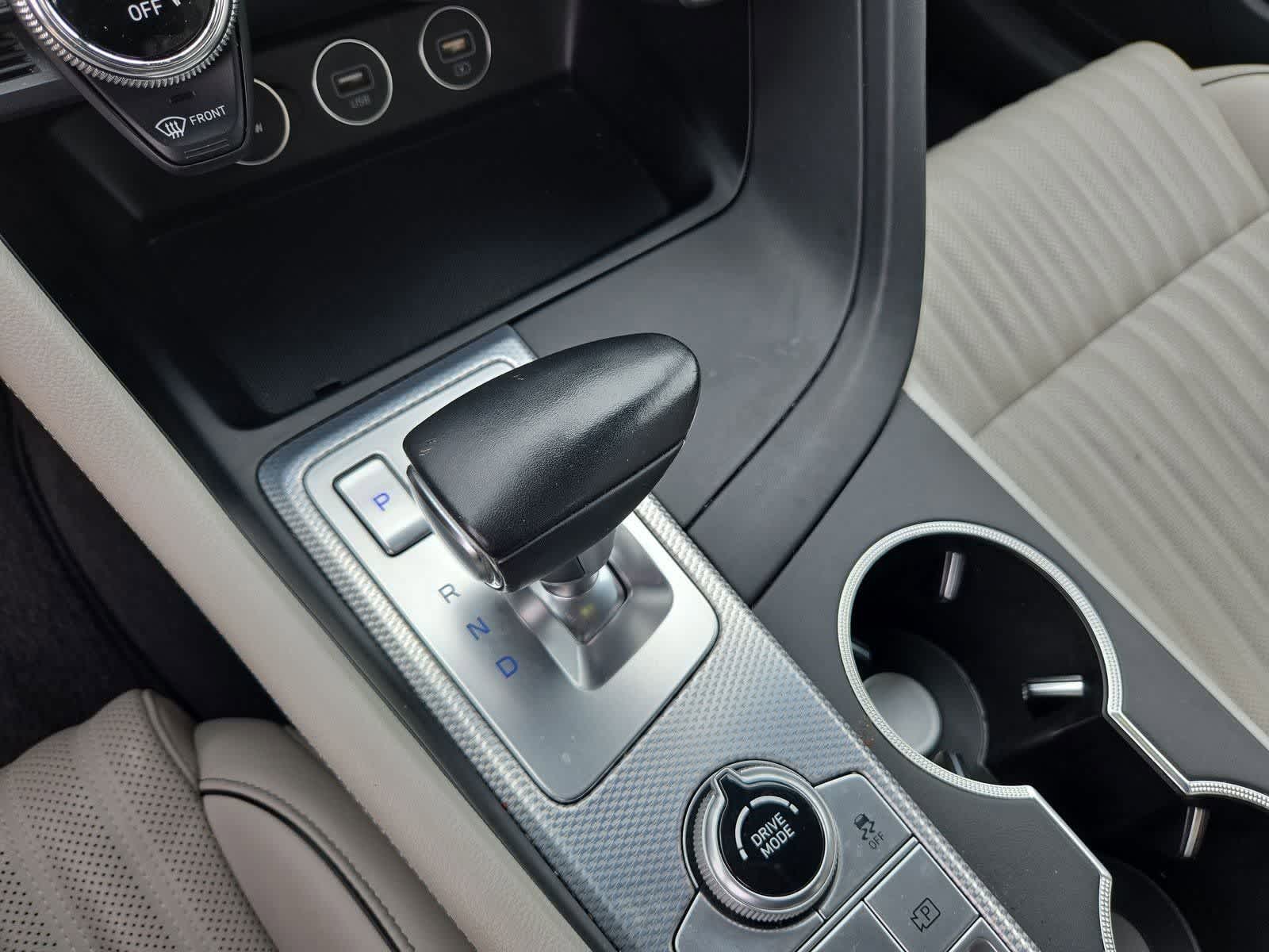 Thumbnail: 2023 Genesis G70 - 29