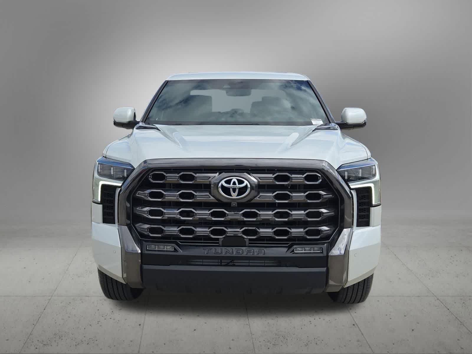 Thumbnail: 2023 Toyota Tundra - 9