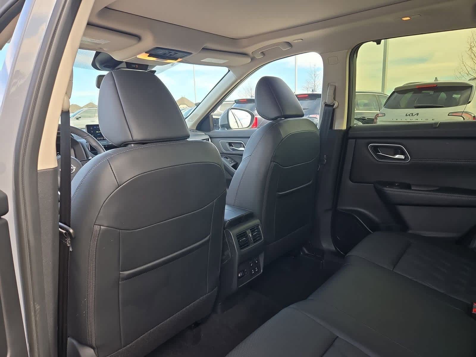 Thumbnail: 2024 Nissan Rogue - 17