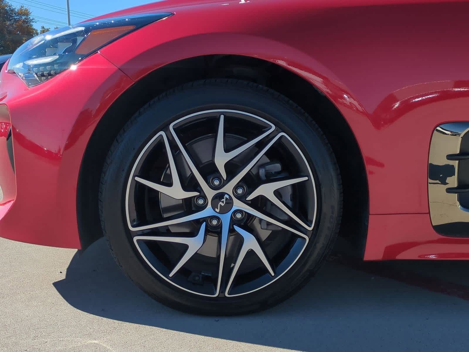 Thumbnail: 2023 Kia Stinger - 12