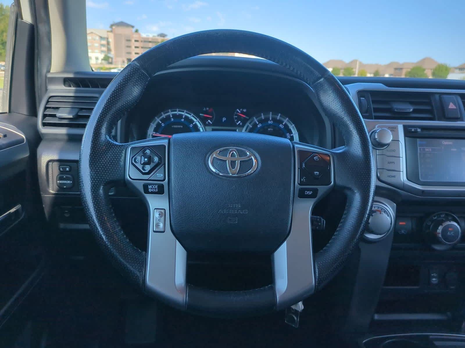 Thumbnail: 2014 Toyota 4Runner - 24