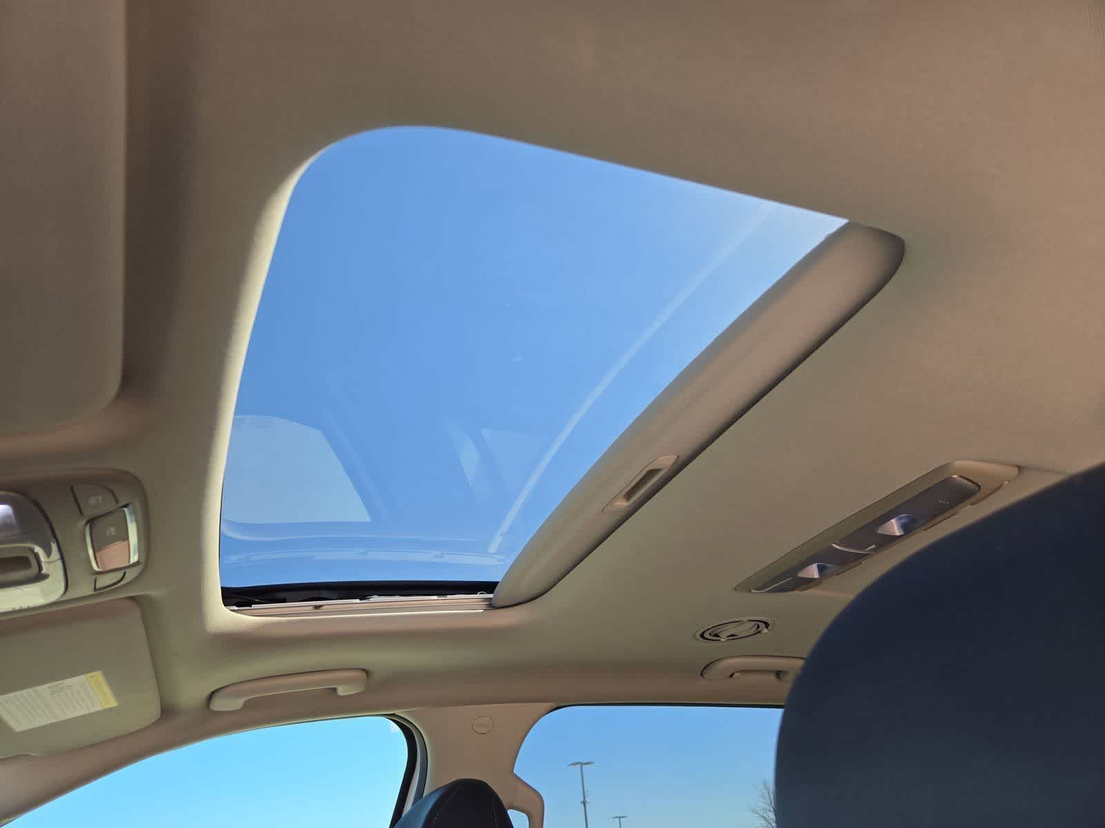 Thumbnail: 2024 Kia Telluride - 17