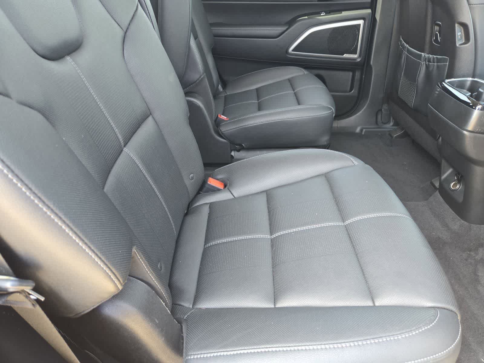 Thumbnail: 2023 Kia Telluride - 19