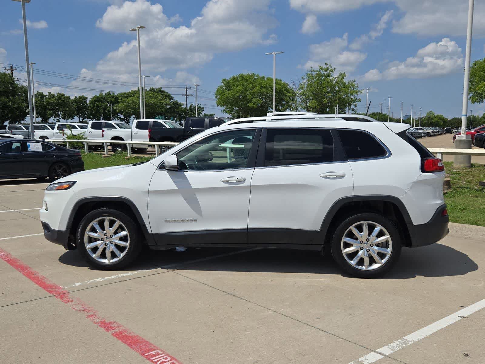 Thumbnail: 2017 Jeep Cherokee - 3