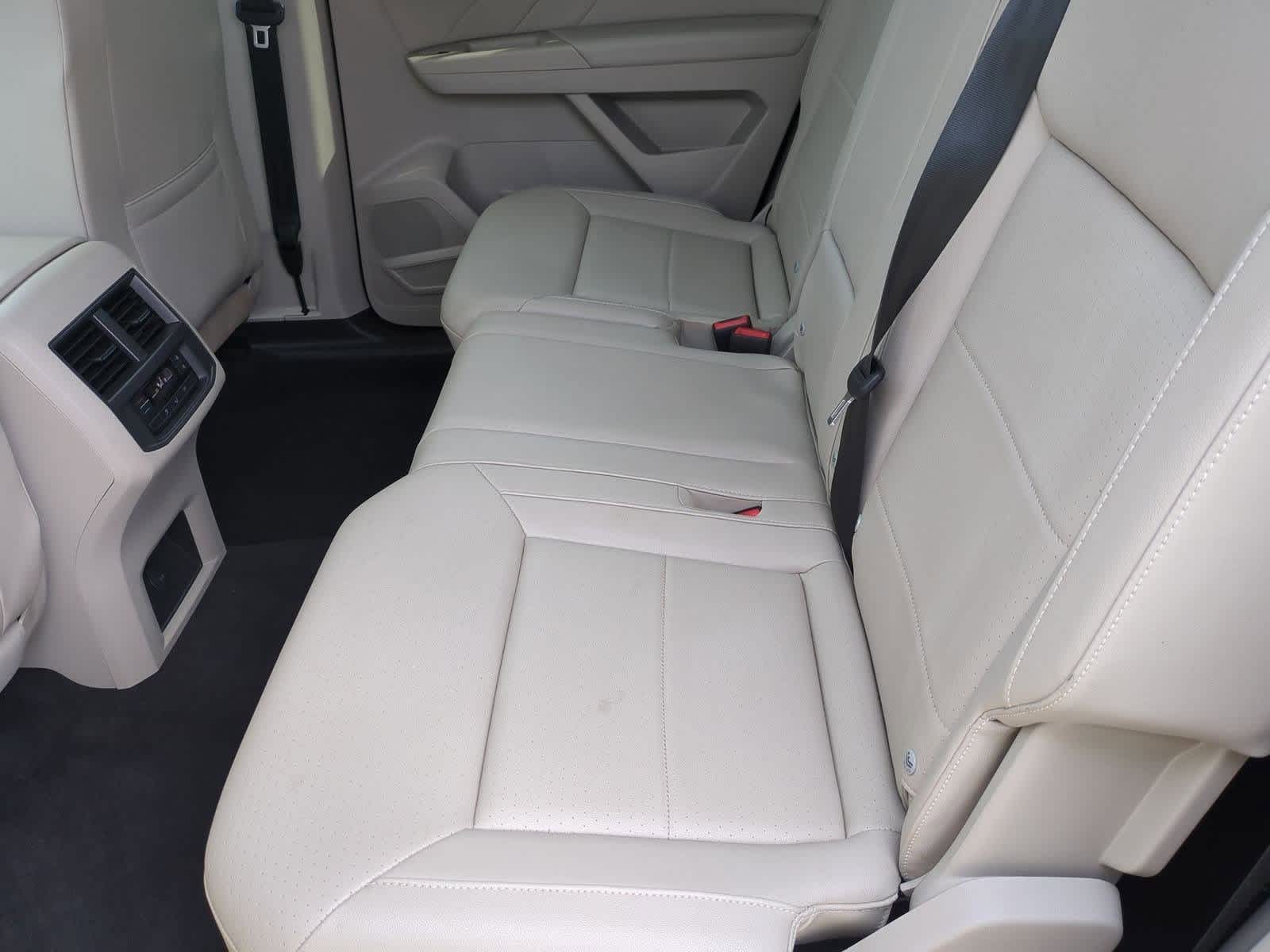 Thumbnail: 2022 Volkswagen Atlas - 18