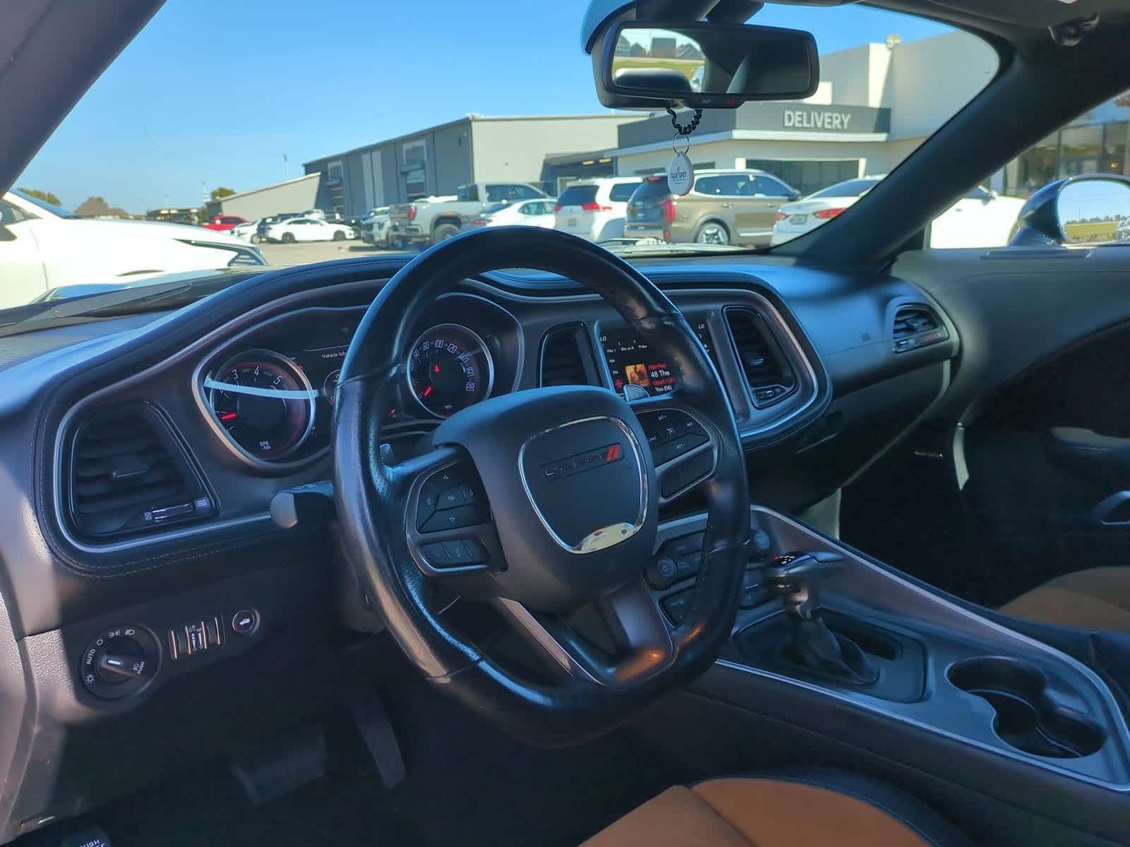 Thumbnail: 2022 Dodge Challenger - 2