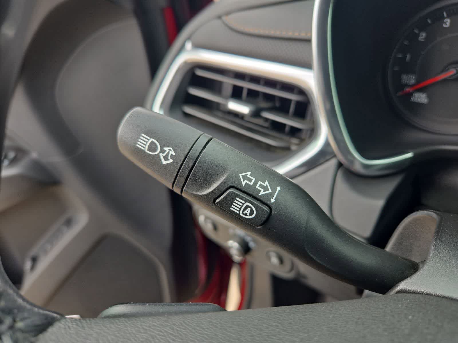 Thumbnail: 2020 Chevrolet Equinox - 26