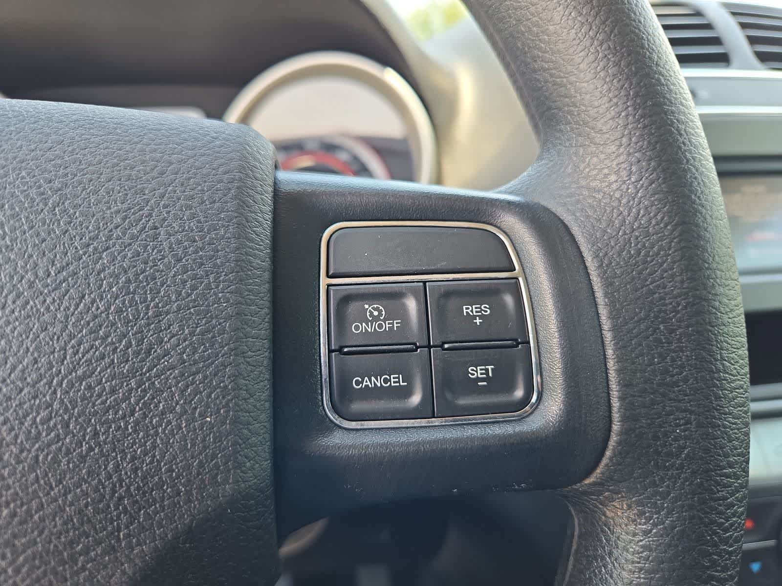 Thumbnail: 2020 Dodge Journey - 22