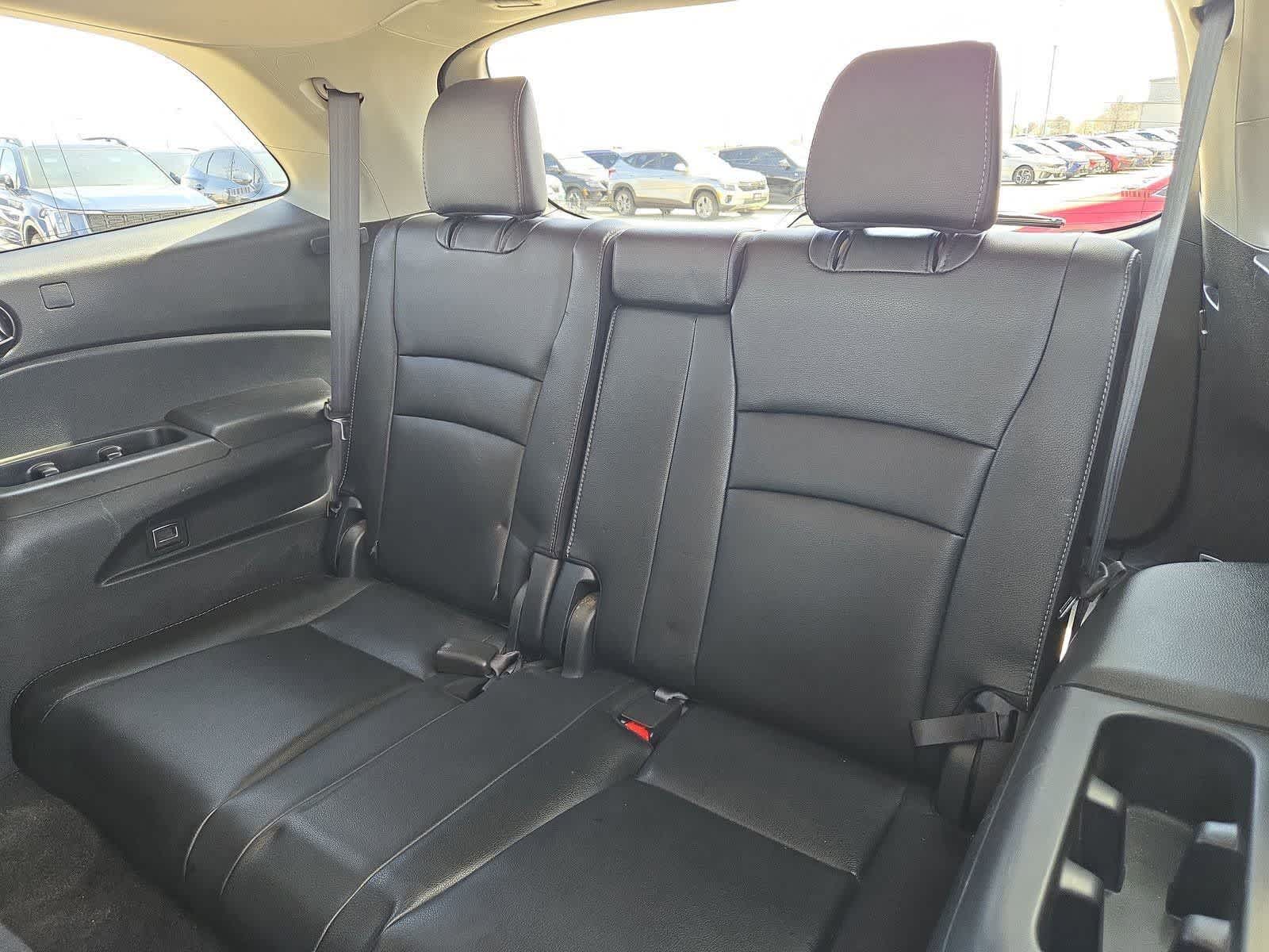 Thumbnail: 2016 Honda Pilot - 38