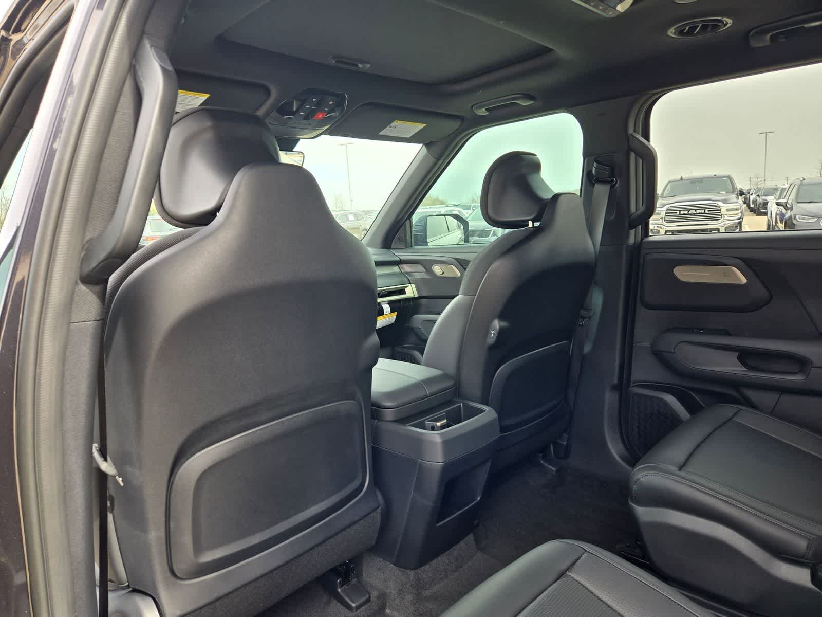 Thumbnail: 2027 Kia Telluride - 16