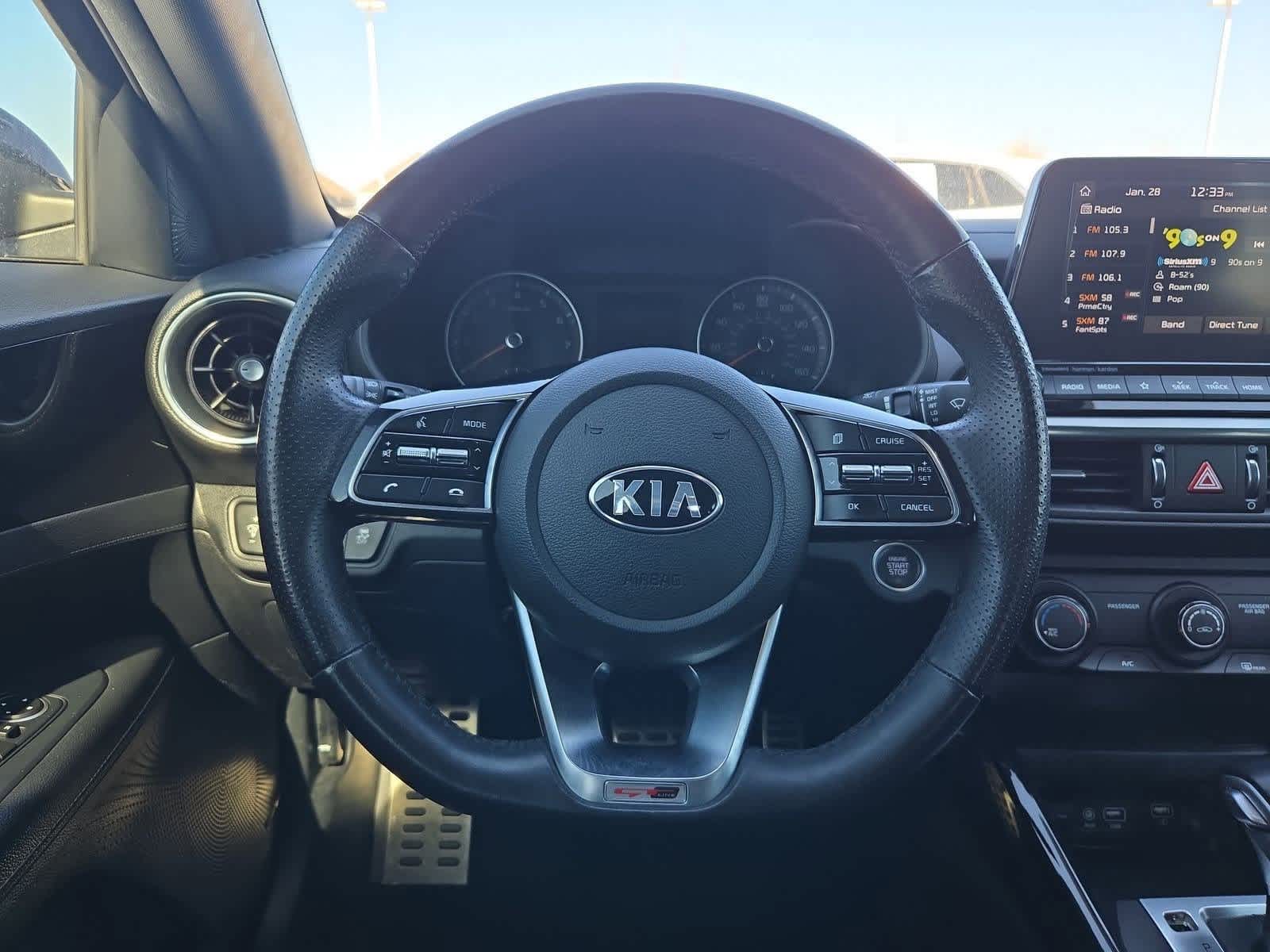 Thumbnail: 2020 Kia Forte - 24