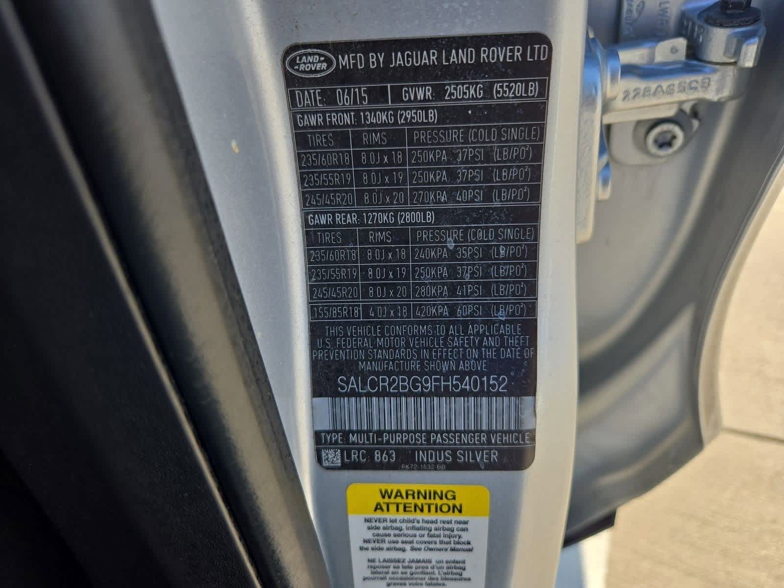 Thumbnail: 2015 Land Rover Discovery Sport - 38