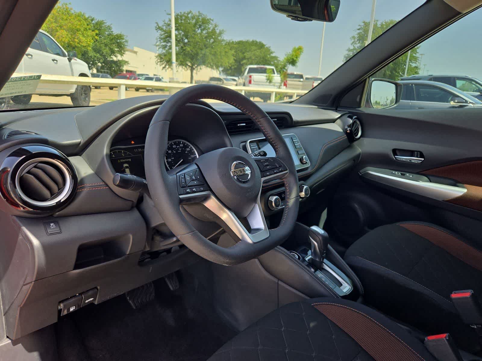 Thumbnail: 2018 Nissan Kicks - 2