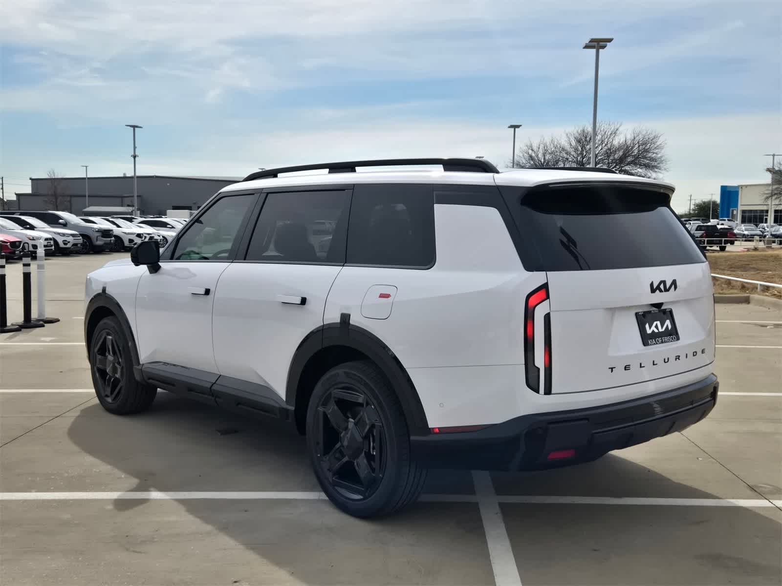 Thumbnail: 2027 Kia Telluride - 3