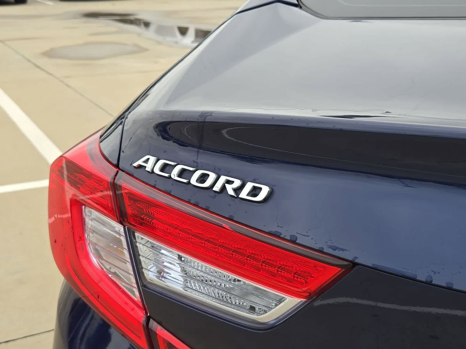 Thumbnail: 2018 Honda Accord - 11