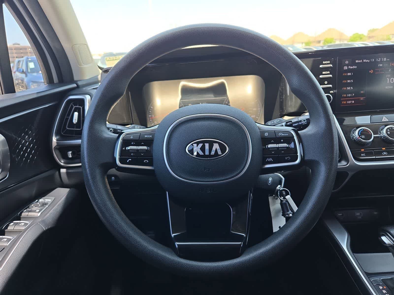 Thumbnail: 2021 Kia Sorento - 21