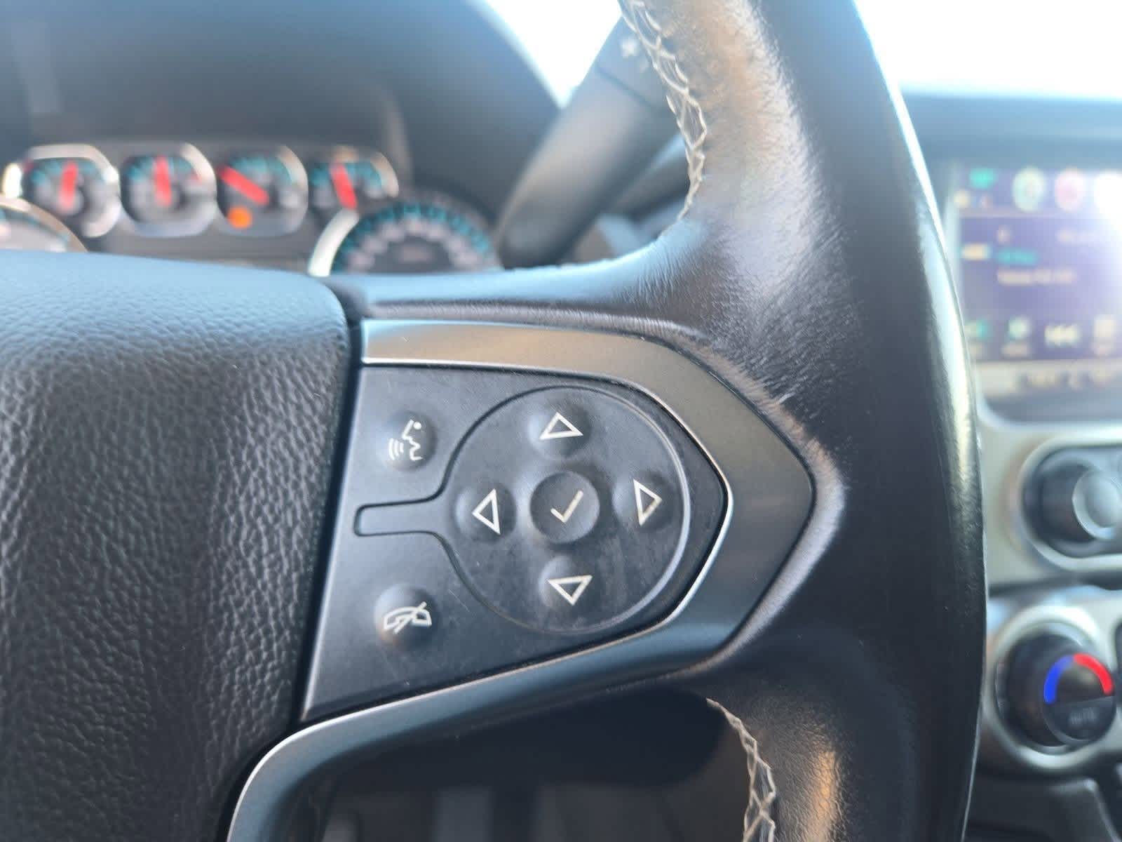 Thumbnail: 2020 Chevrolet Suburban - 25