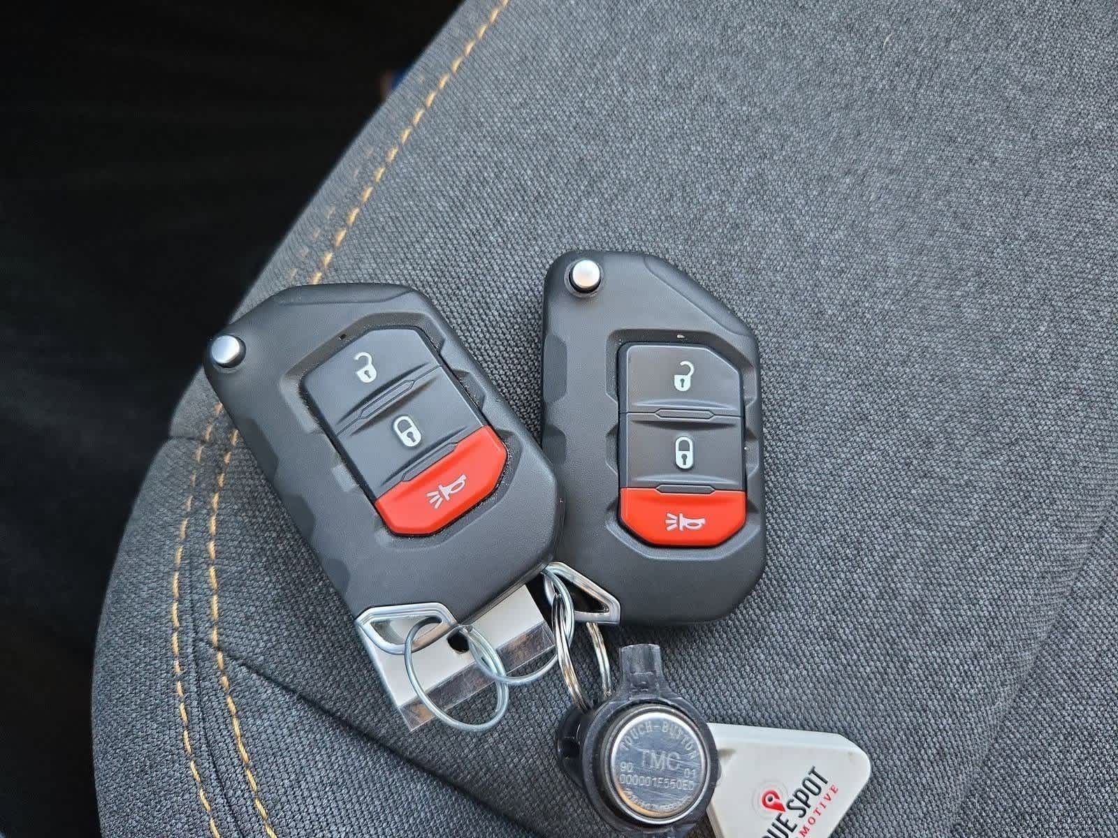 Thumbnail: 2024 Jeep Wrangler - 32