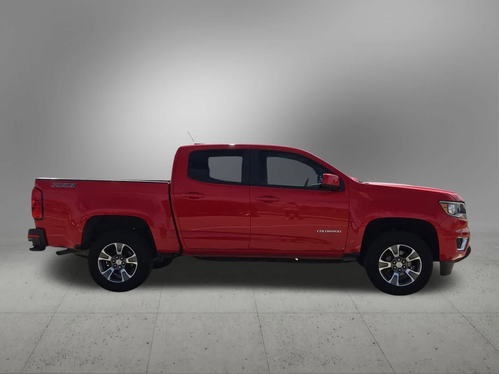 Thumbnail: 2017 Chevrolet Colorado - 7
