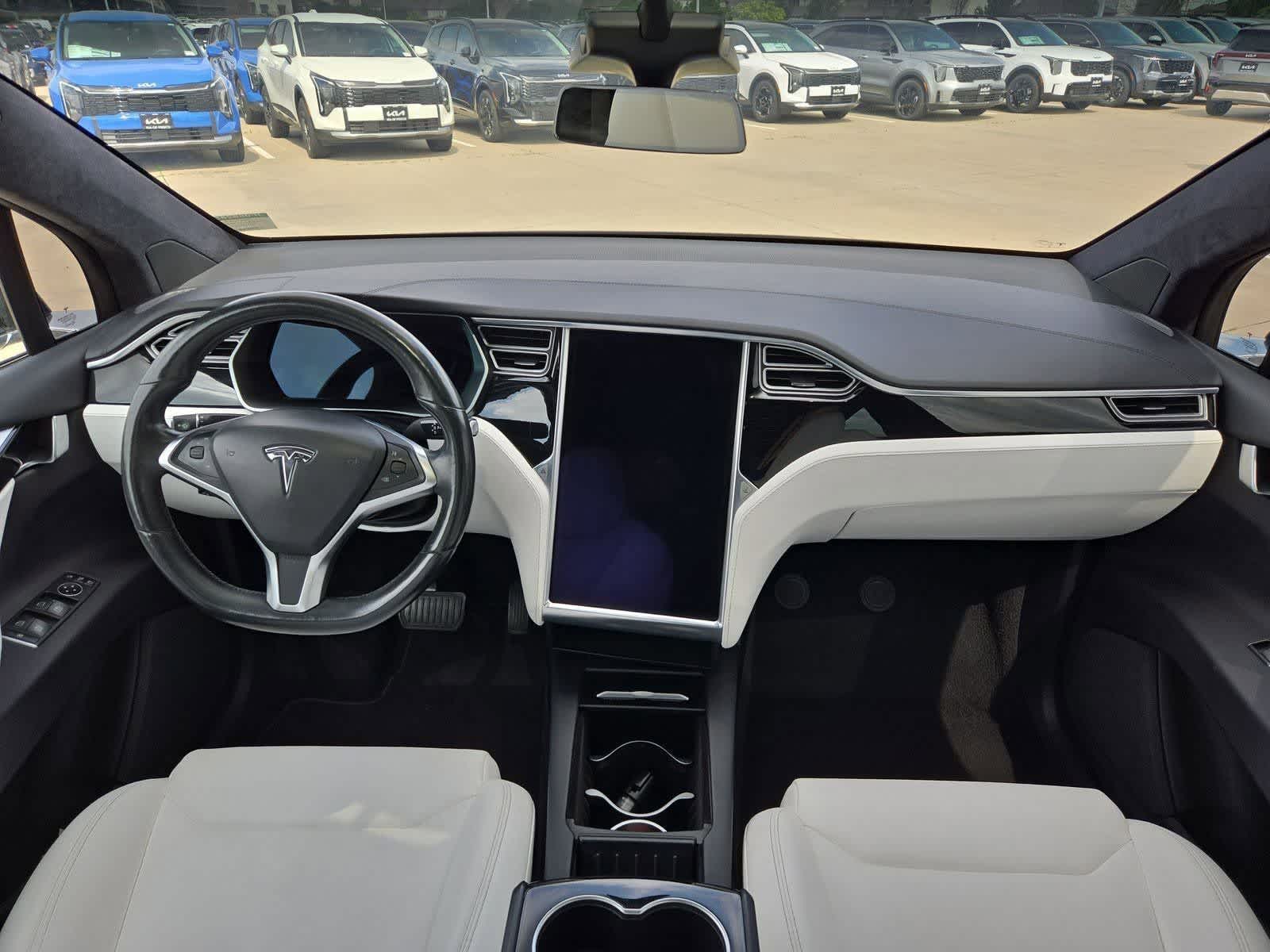 Thumbnail: 2018 Tesla Model X - 12