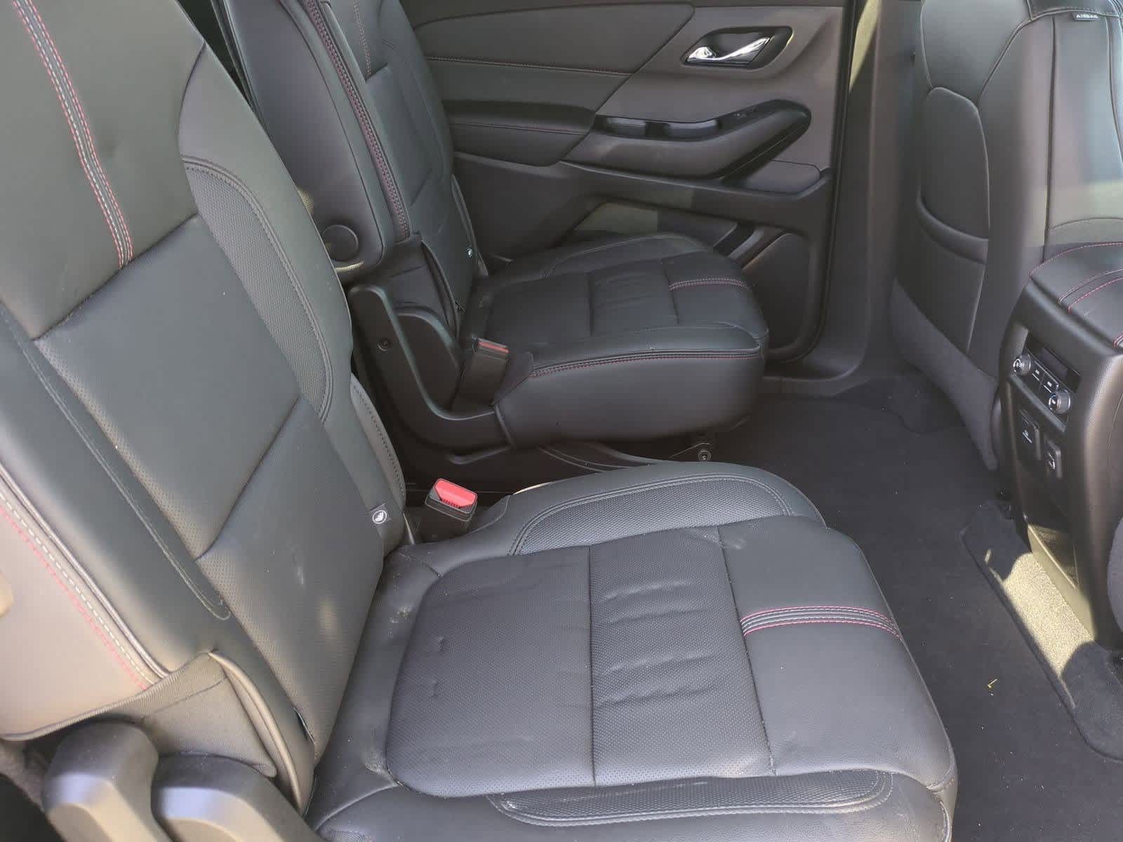 Thumbnail: 2022 Chevrolet Traverse - 20