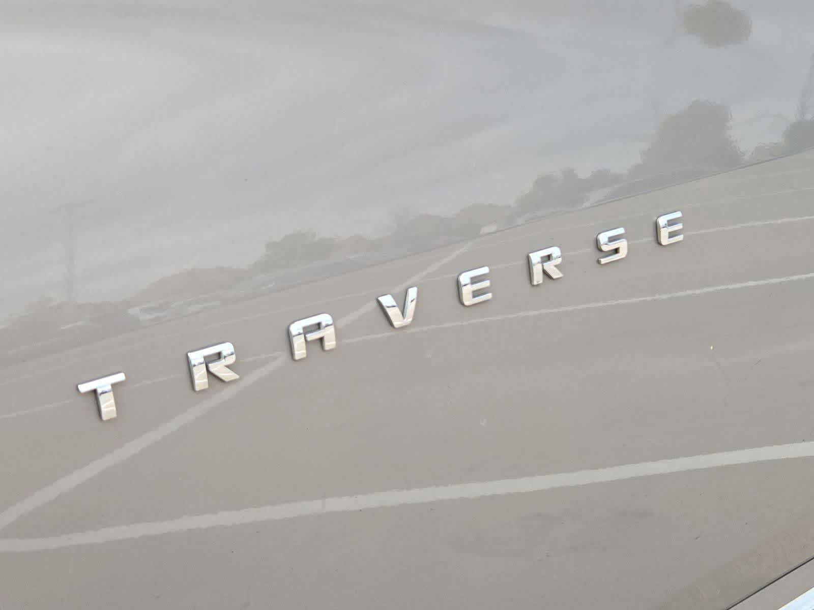 Thumbnail: 2018 Chevrolet Traverse - 12
