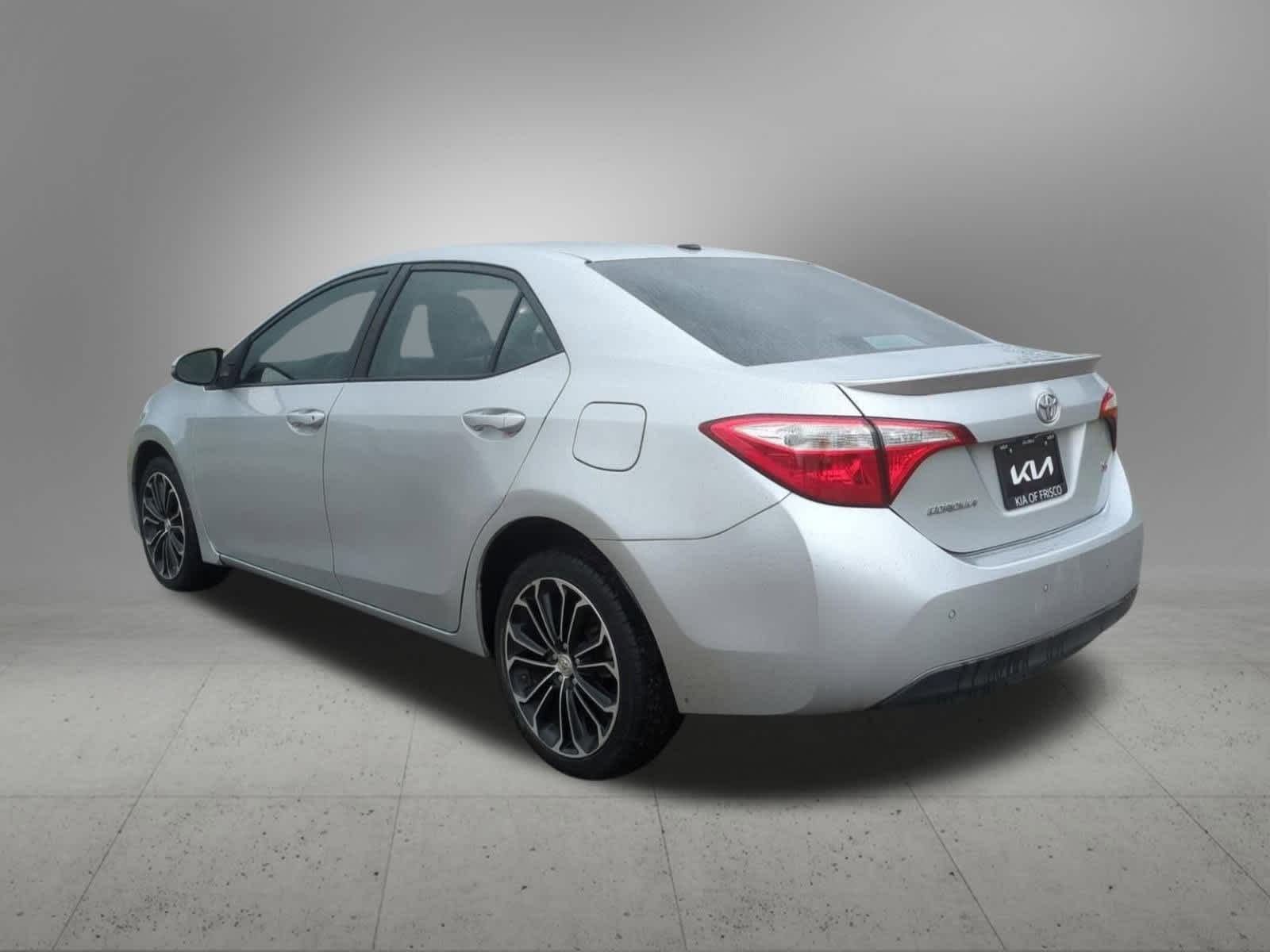 Thumbnail: 2015 Toyota Corolla - 4